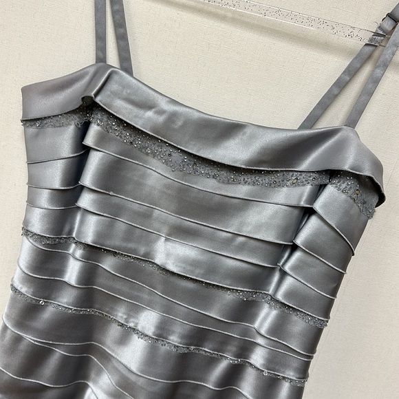 BCBGMaxAzria Dresses & Skirts - BCBG • VTG MaxAzria Champagne Bandage Dress • Sz 10